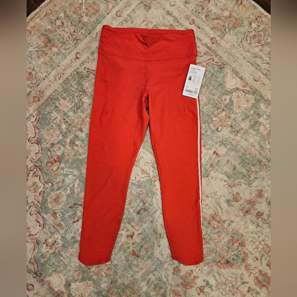 NWT Athleta Pacesetter Tipped 7/8 Legging Medium
